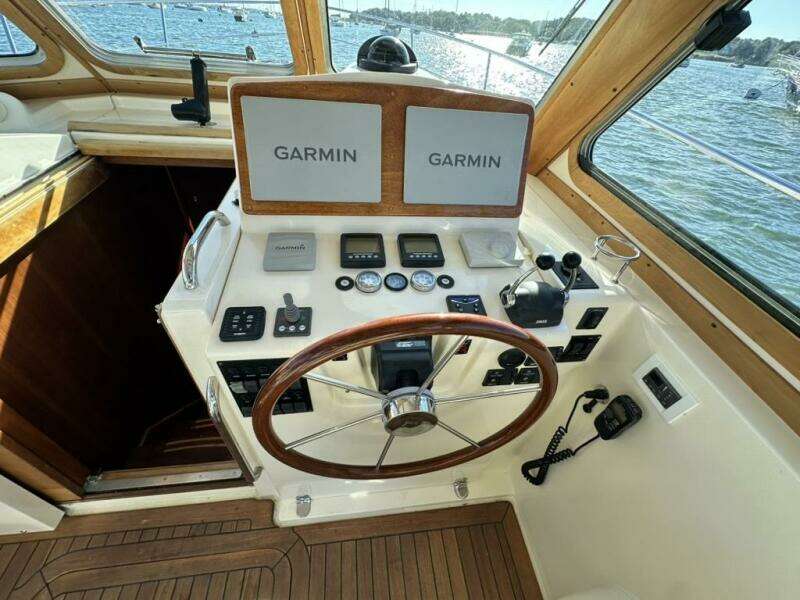 DESTINY 34ft Sabre Yacht For Sale