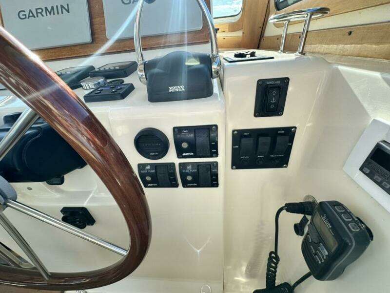 DESTINY 34ft Sabre Yacht For Sale