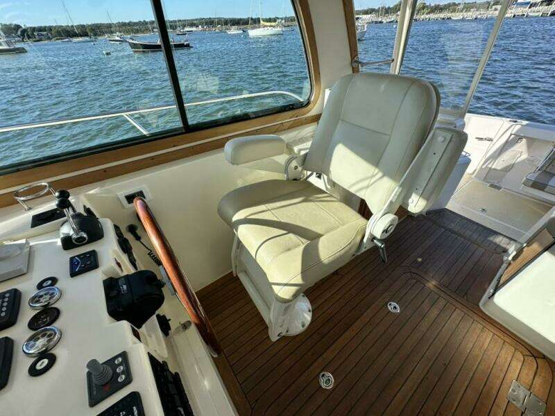 DESTINY 34ft Sabre Yacht For Sale