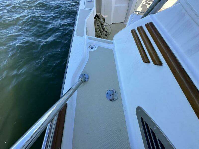 DESTINY 34ft Sabre Yacht For Sale