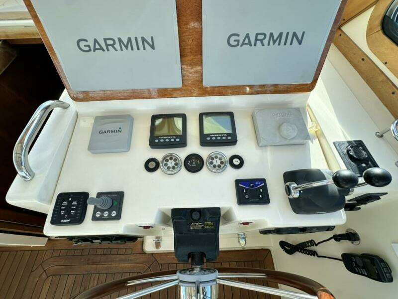 DESTINY 34ft Sabre Yacht For Sale