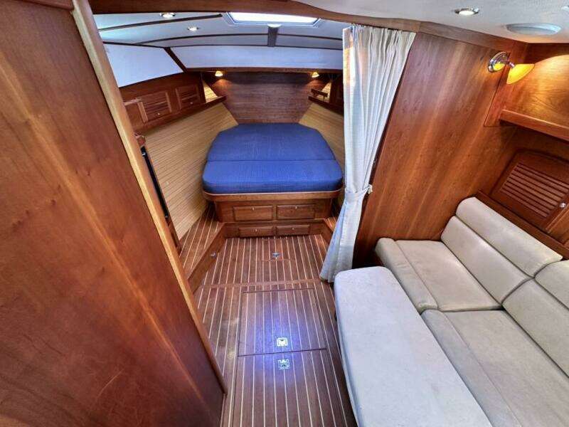 DESTINY 34ft Sabre Yacht For Sale