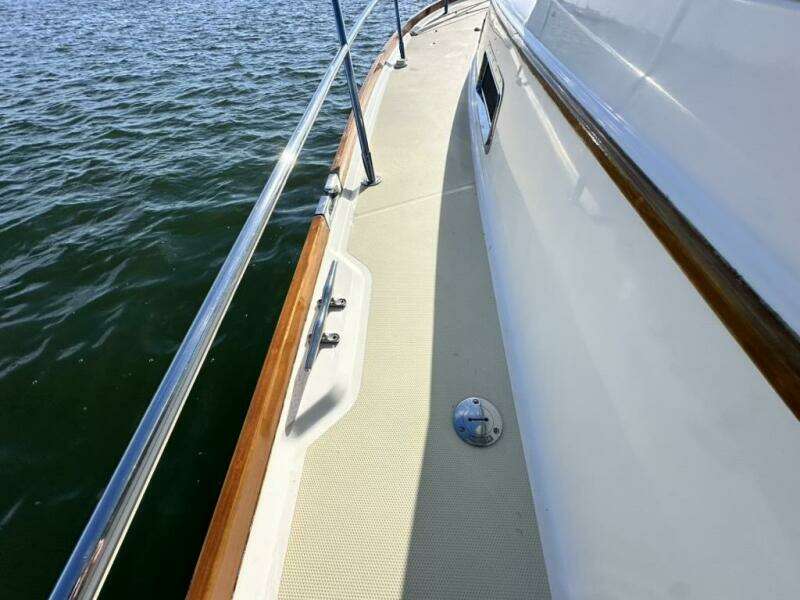 DESTINY 34ft Sabre Yacht For Sale