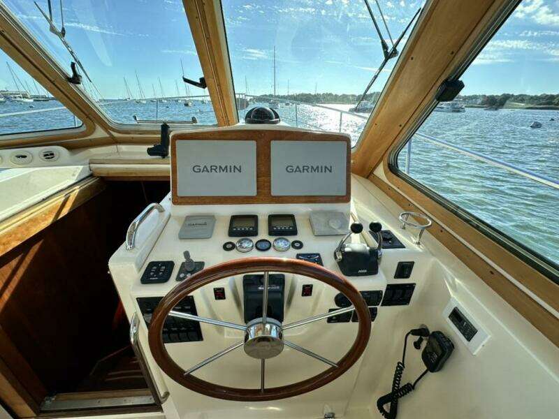 DESTINY 34ft Sabre Yacht For Sale