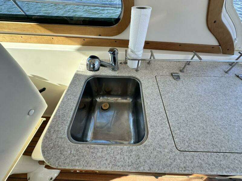 DESTINY 34ft Sabre Yacht For Sale