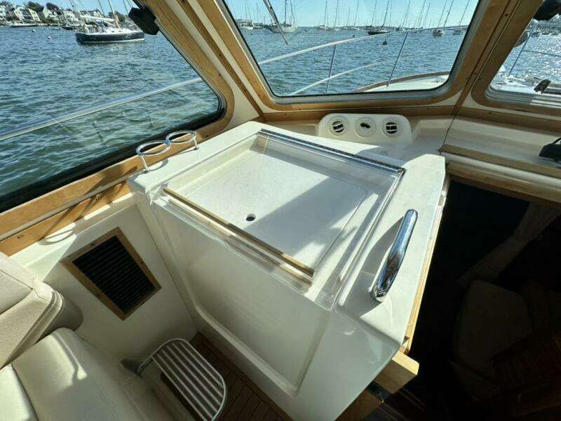 DESTINY 34ft Sabre Yacht For Sale