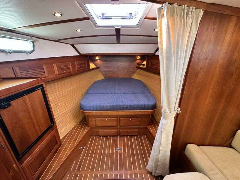 DESTINY 34ft Sabre Yacht For Sale