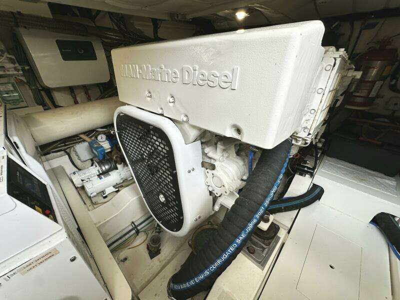 PRIMO 53ft Ferretti Yachts Yacht For Sale