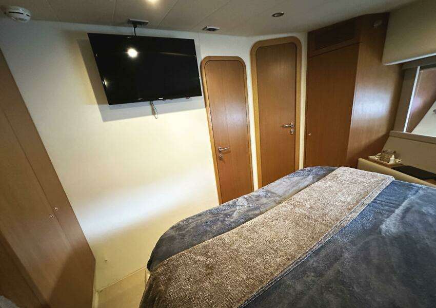 PRIMO 53ft Ferretti Yachts Yacht For Sale
