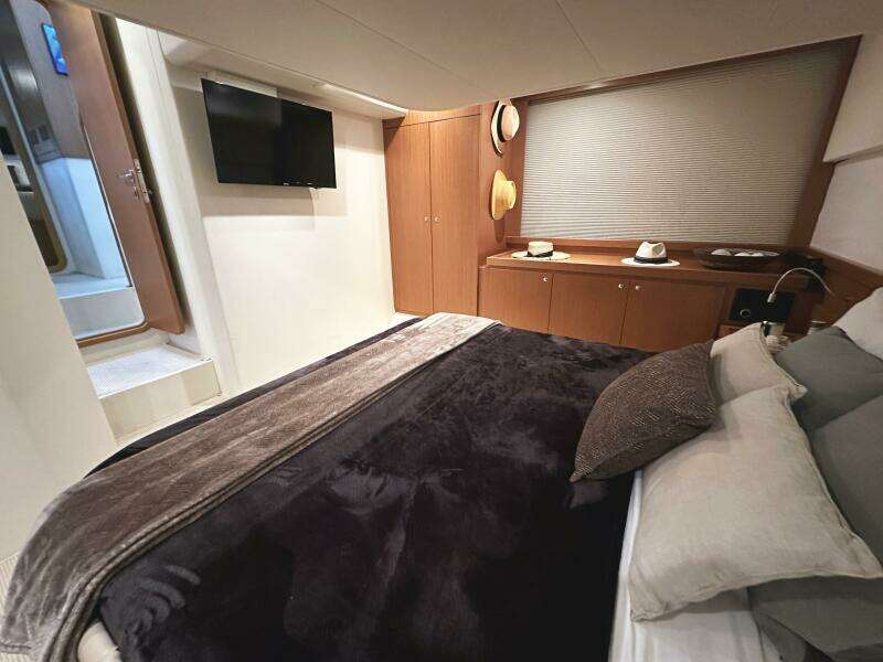 PRIMO 53ft Ferretti Yachts Yacht For Sale