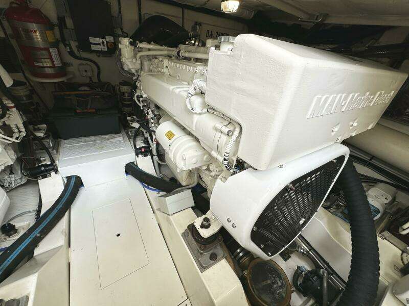 PRIMO 53ft Ferretti Yachts Yacht For Sale