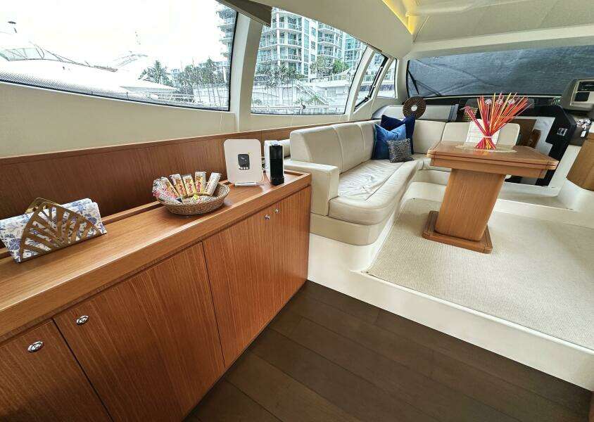 PRIMO 53ft Ferretti Yachts Yacht For Sale