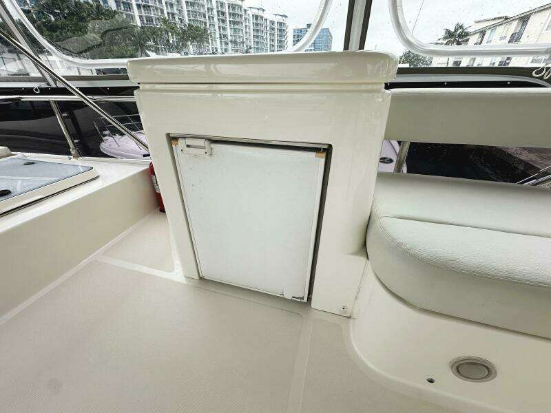 PRIMO 53ft Ferretti Yachts Yacht For Sale