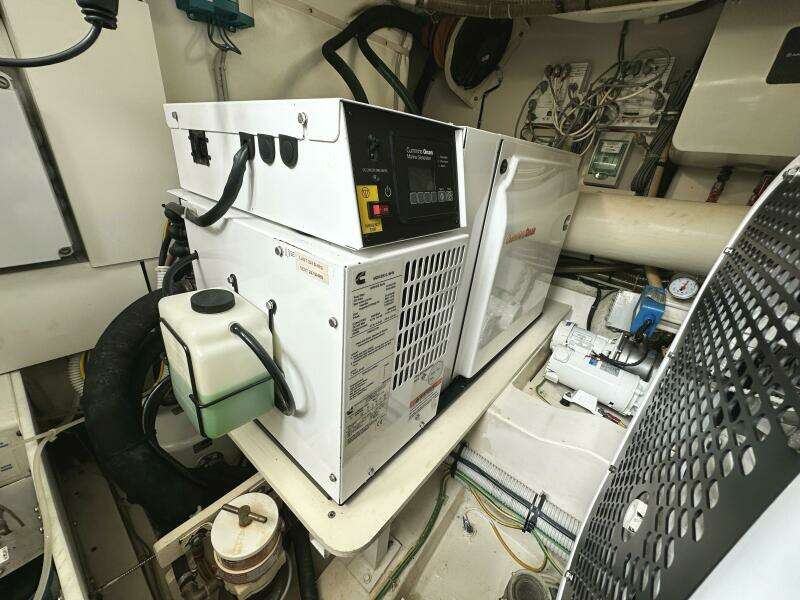 PRIMO 53ft Ferretti Yachts Yacht For Sale