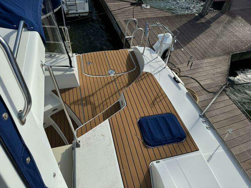 MAKANI 44ft Lagoon Yacht For Sale