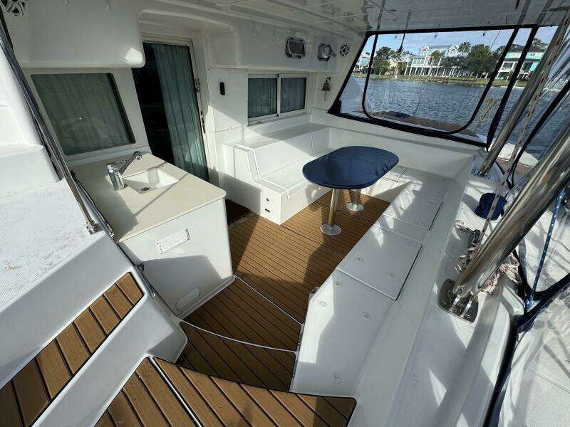 MAKANI 44ft Lagoon Yacht For Sale