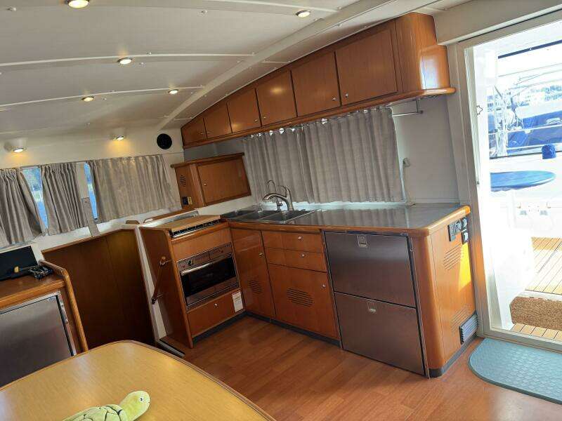 MAKANI 44ft Lagoon Yacht For Sale
