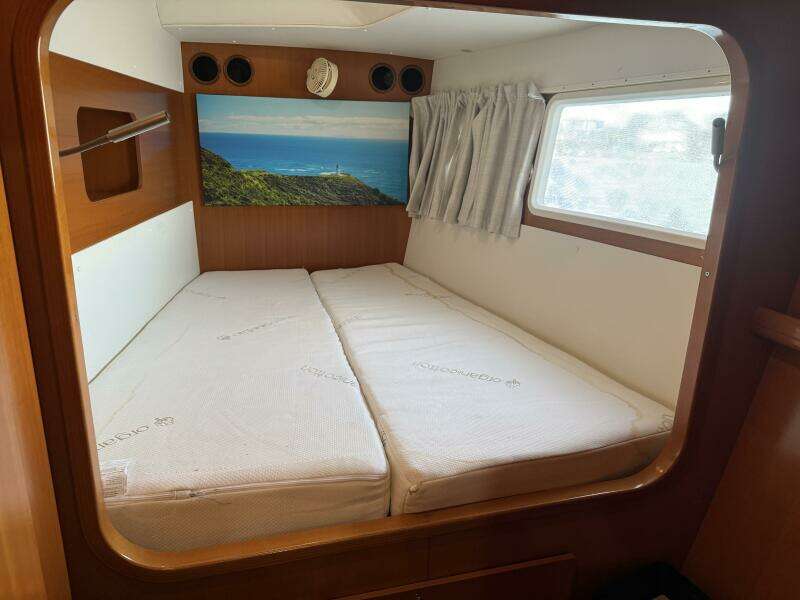 MAKANI 44ft Lagoon Yacht For Sale
