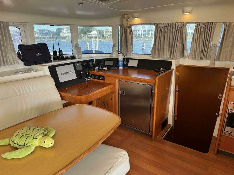 MAKANI 44ft Lagoon Yacht For Sale