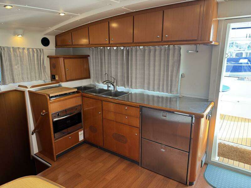 MAKANI 44ft Lagoon Yacht For Sale