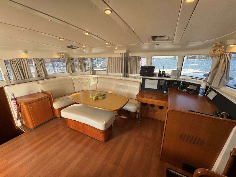 MAKANI 44ft Lagoon Yacht For Sale