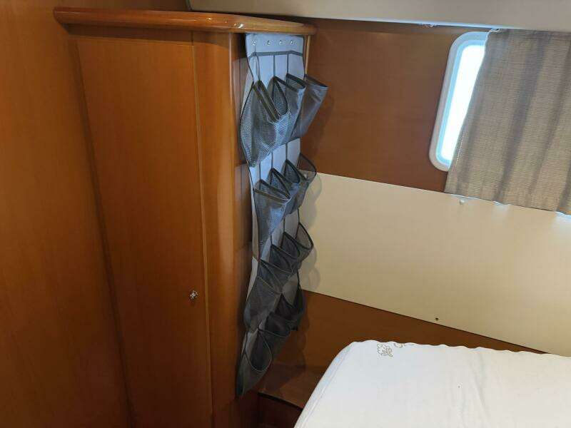 MAKANI 44ft Lagoon Yacht For Sale