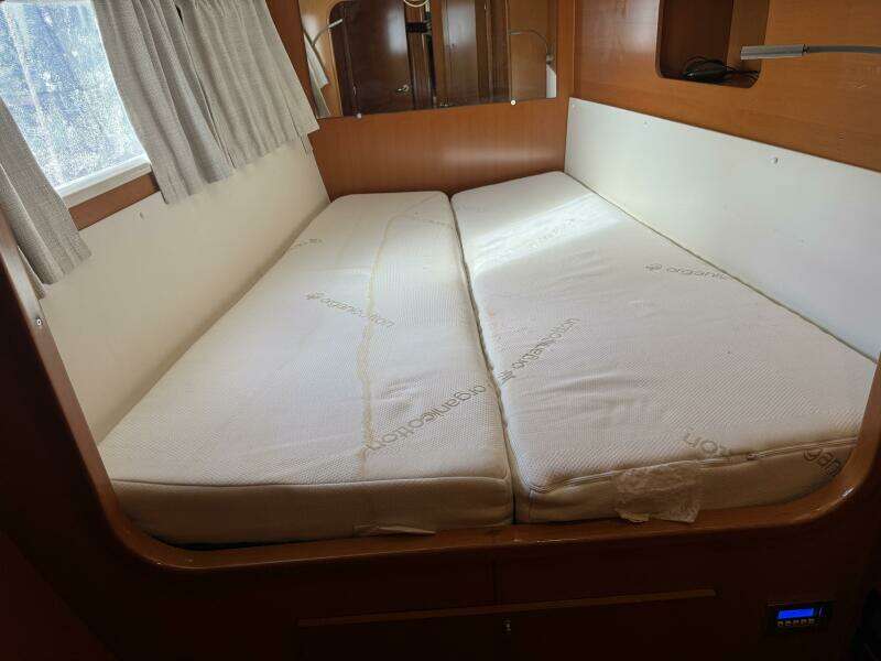 MAKANI 44ft Lagoon Yacht For Sale