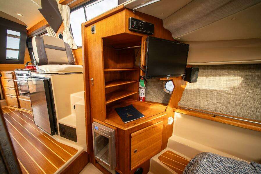 CreaMara 29ft Ranger Tugs Yacht For Sale