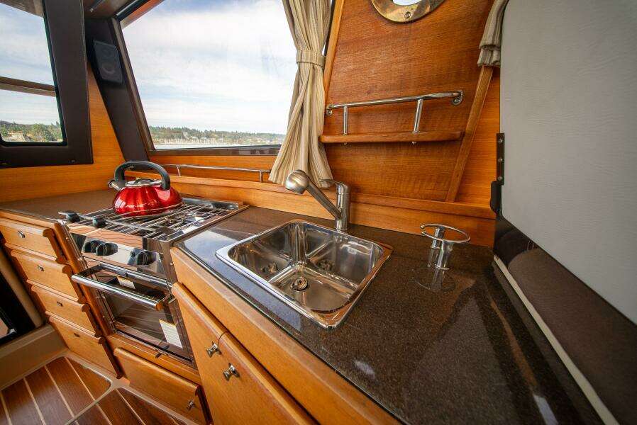 CreaMara 29ft Ranger Tugs Yacht For Sale