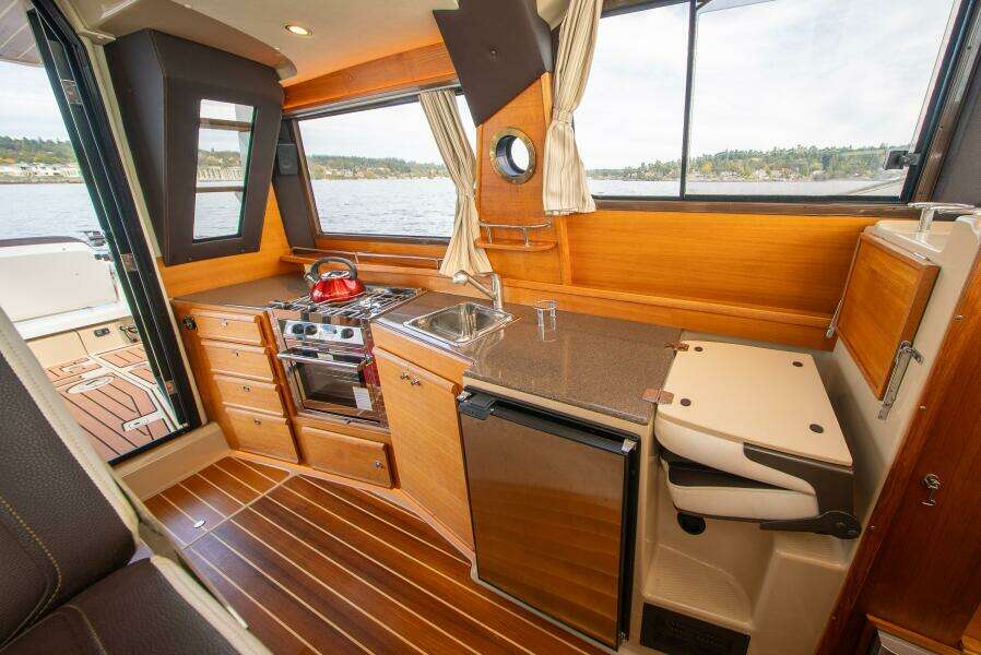 CreaMara 29ft Ranger Tugs Yacht For Sale