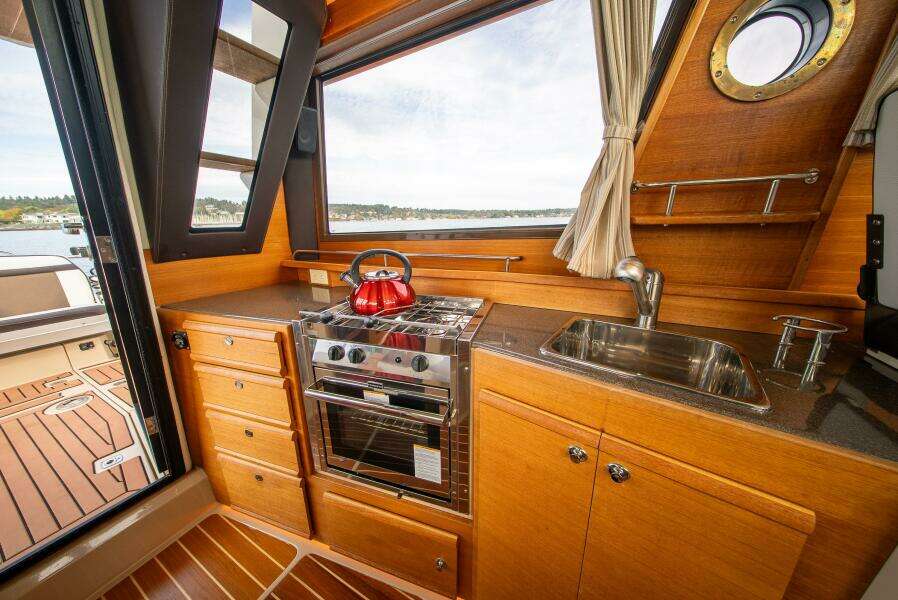 CreaMara 29ft Ranger Tugs Yacht For Sale