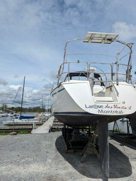 Larose des Vents V 33ft Hunter Yacht For Sale