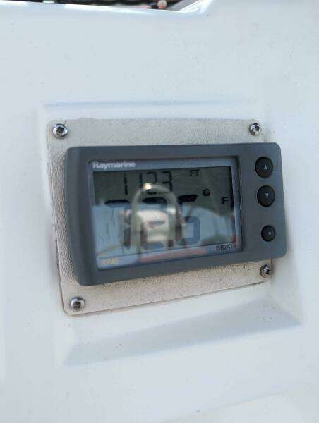 Larose des Vents V 33ft Hunter Yacht For Sale