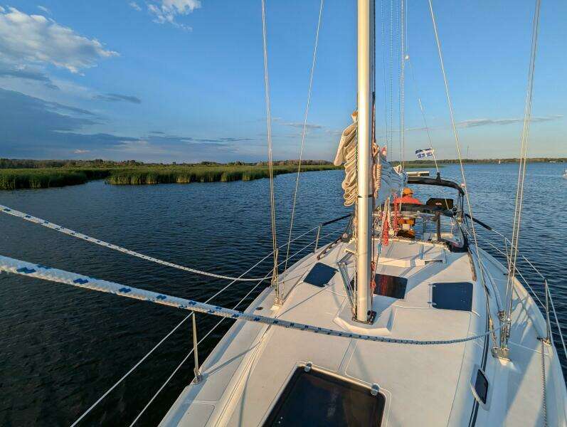 Larose des Vents V 33ft Hunter Yacht For Sale