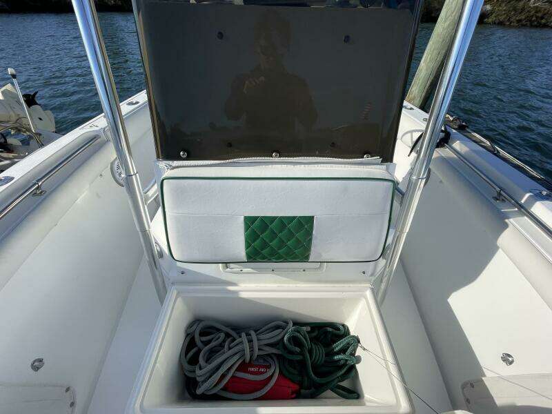 23ft Contender Yacht For Sale