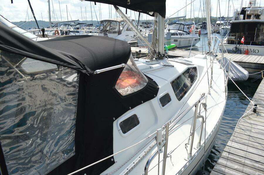 Moonraker 32ft Kirie Yacht For Sale