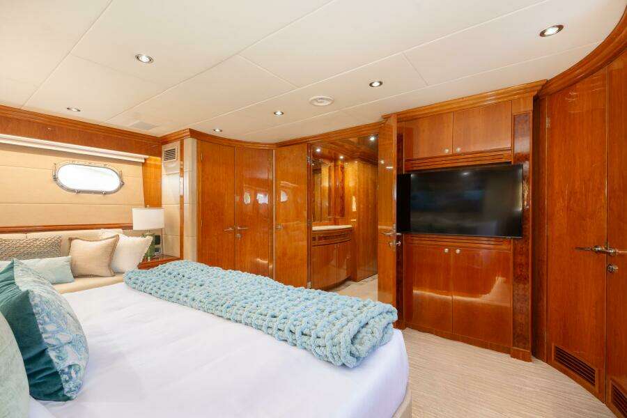 97ft Hargrave Yacht For Sale