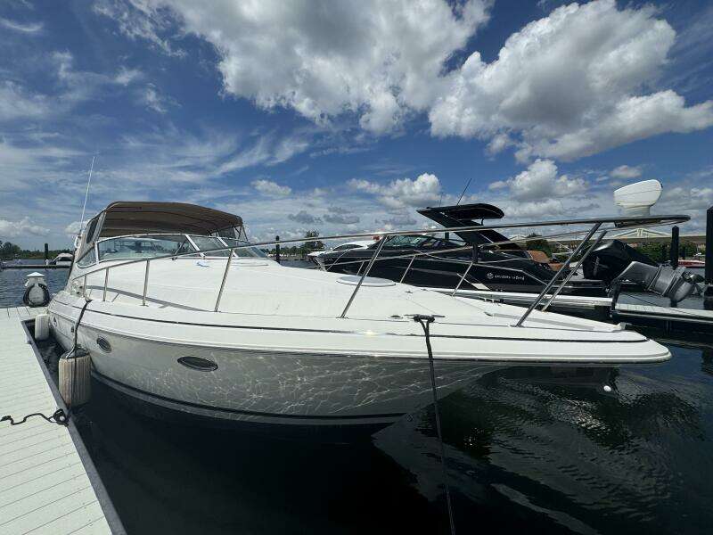 34ft Cruisers Yachts Yacht For Sale