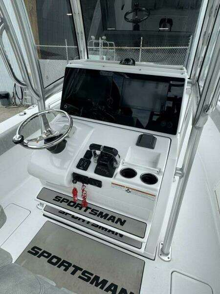 28ft Sportsman Yacht For Sale
