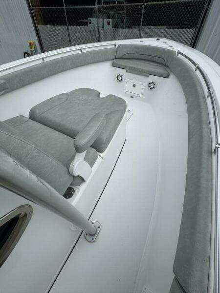 28ft Sportsman Yacht For Sale