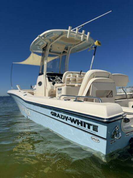 25ft Grady White Yacht For Sale