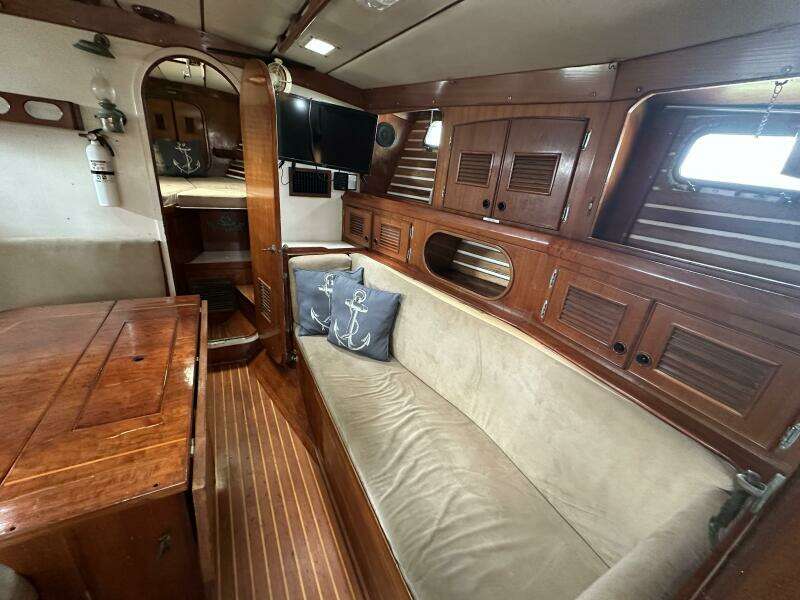 Big Adventure 46ft Oceanic Yacht For Sale