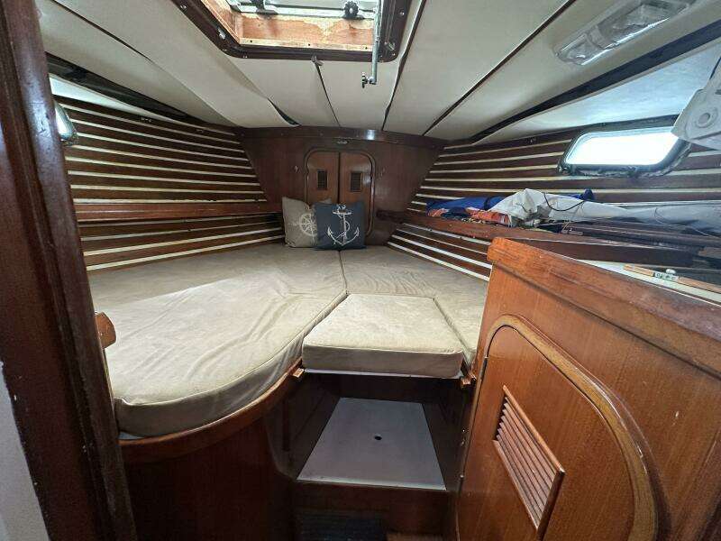 Big Adventure 46ft Oceanic Yacht For Sale