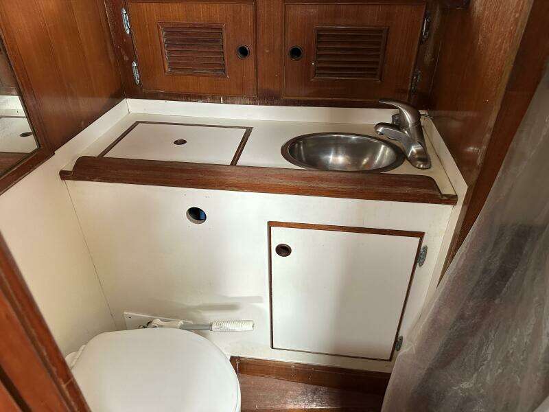 Big Adventure 46ft Oceanic Yacht For Sale