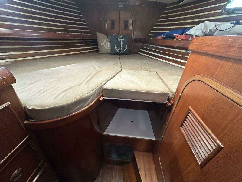 Big Adventure 46ft Oceanic Yacht For Sale