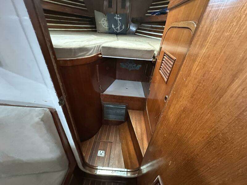 Big Adventure 46ft Oceanic Yacht For Sale