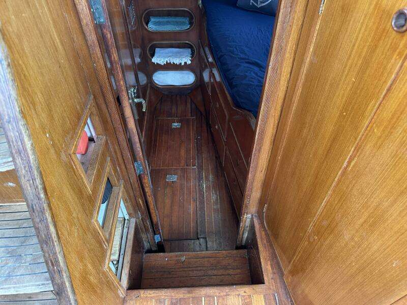 Big Adventure 46ft Oceanic Yacht For Sale