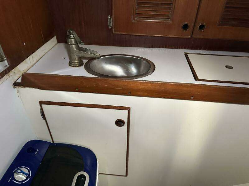 Big Adventure 46ft Oceanic Yacht For Sale