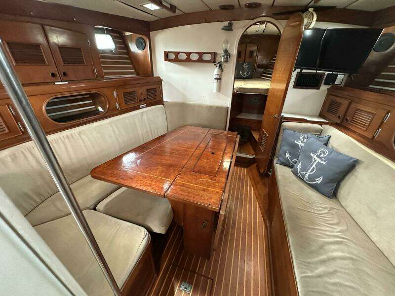 Big Adventure 46ft Oceanic Yacht For Sale