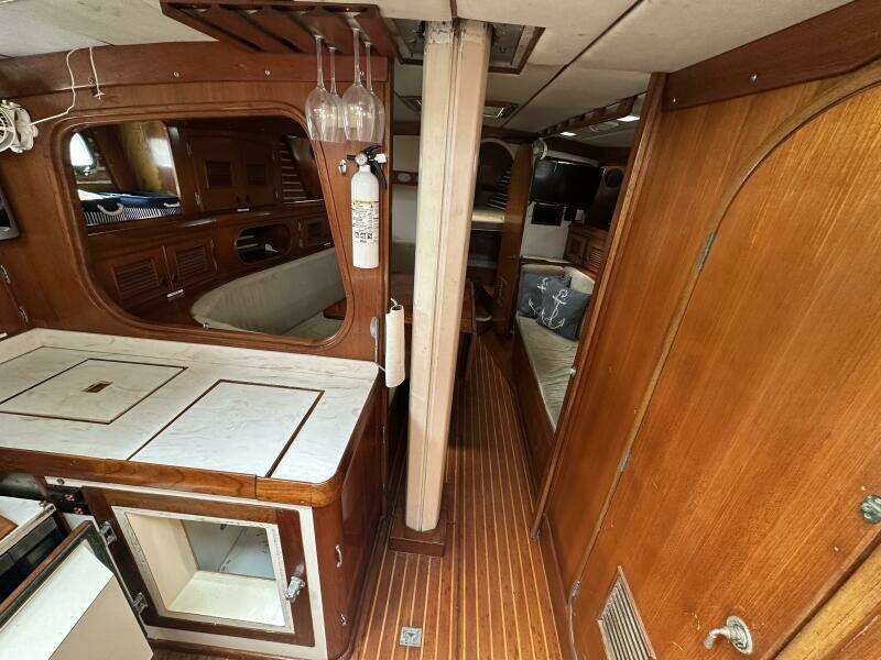 Big Adventure 46ft Oceanic Yacht For Sale